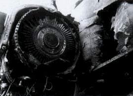 Поражение ПЗРК "Стингер" хвостовой части и двигательного отсека  Су-25