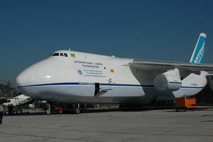 An-124-100M-150